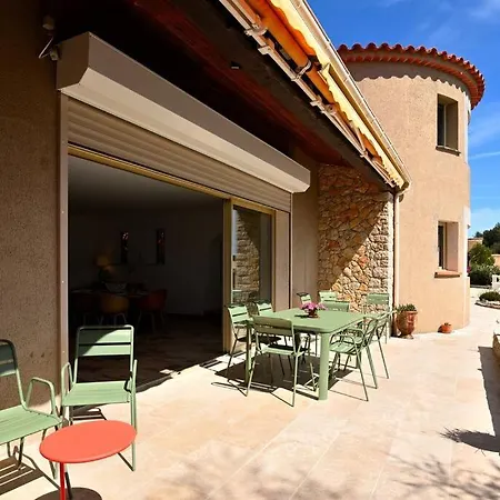Band0l Vue Piscine Et Jacuzzi *