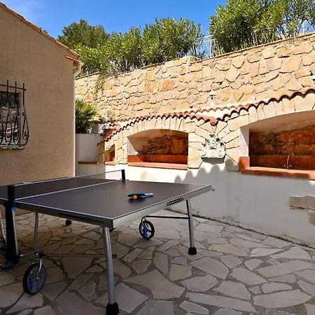 Band0l Vue Piscine Et Jacuzzi Bandol